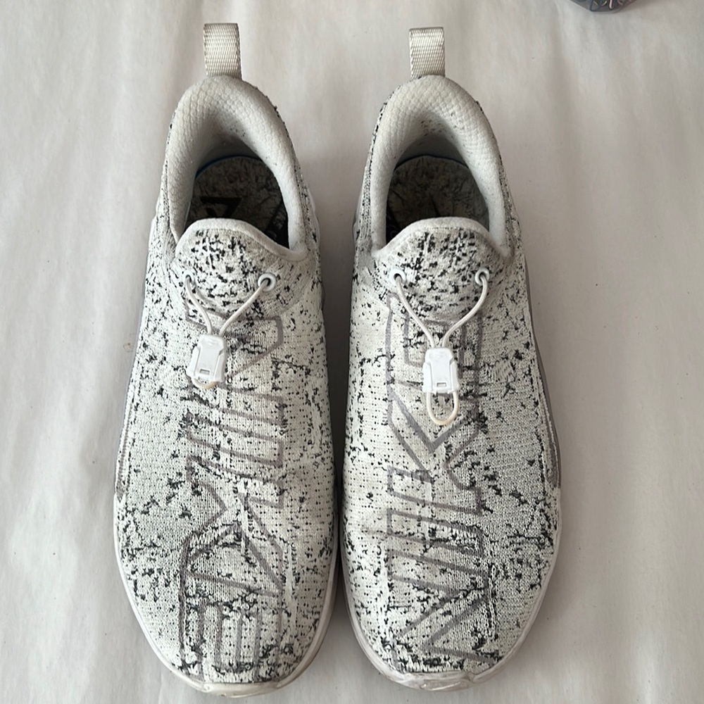 Nike l Size 10 Running Shoes